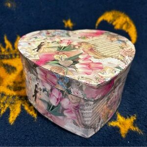 VTG Tri-Coastal Design 90s Cherub Floral Heart Box Cottagecore Romantic Storage